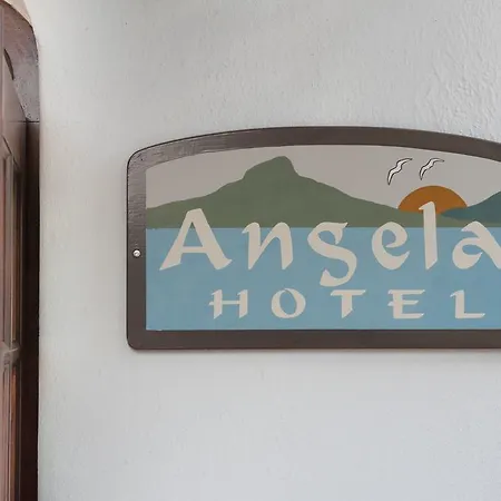 Angela 2*